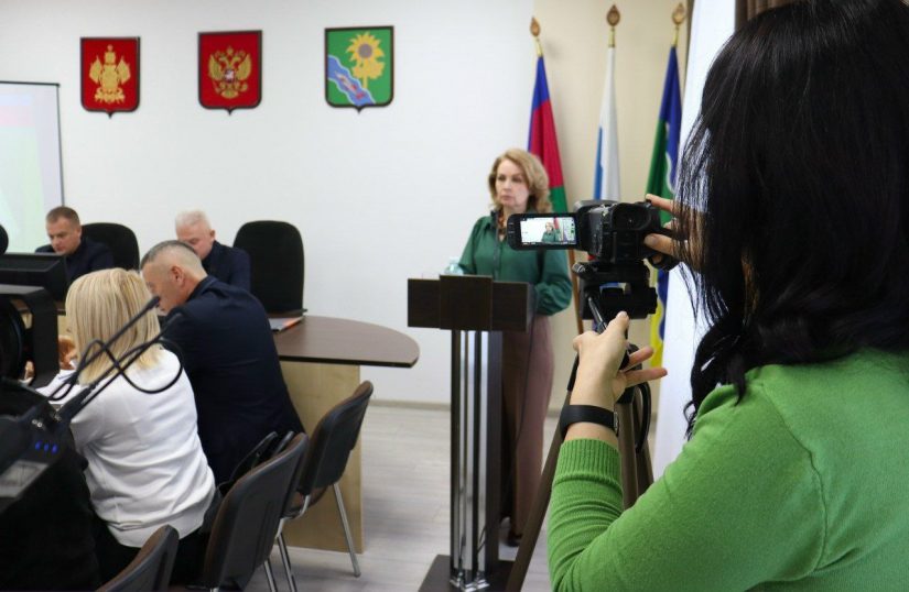 Депутаты Ейского района утвердили бюджет на 2026–2028 годы