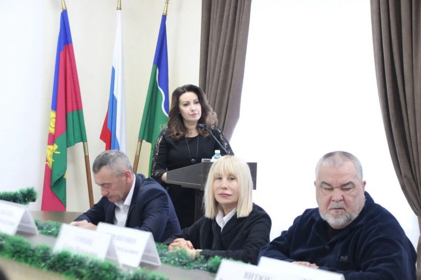 Две новые поликлиники, построенные в Ейском районе, передадут в собственность Краснодарского края