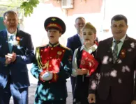 Ейских ветеранов Великой Отечественной войны поздравили с наступающим Днём Победы