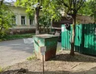 Коммунальные службы Ейска навели порядок в городе перед Последним звонком
