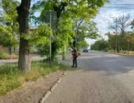 Коммунальные службы Ейска навели порядок в городе перед Последним звонком