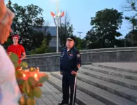 На площади Революции прошла патриотическая акция «Свеча памяти»