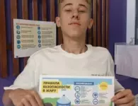 Как не перегреться в жару: ейской молодежи напомнили главные правила безопасности