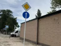 В ст. Камышеватской установили новые дорожные знаки