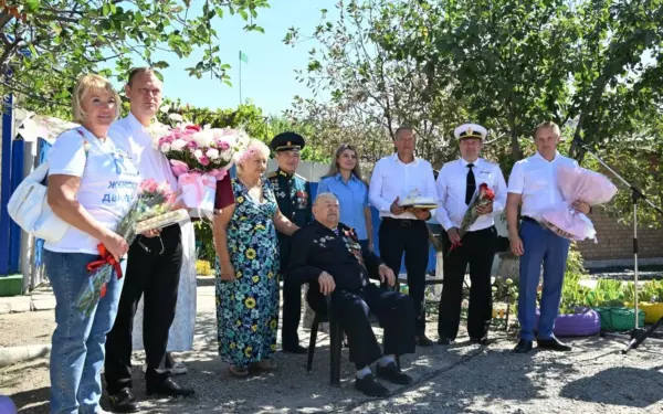 Ветеран Великой Отечественной войны Михаил Федорович Тимошенский отмечает 100-летний юбилей