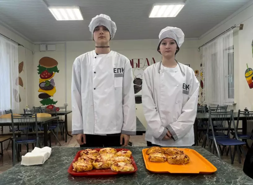 Ейские школьники попробовали себя в роли поваров и специалистов по туризму